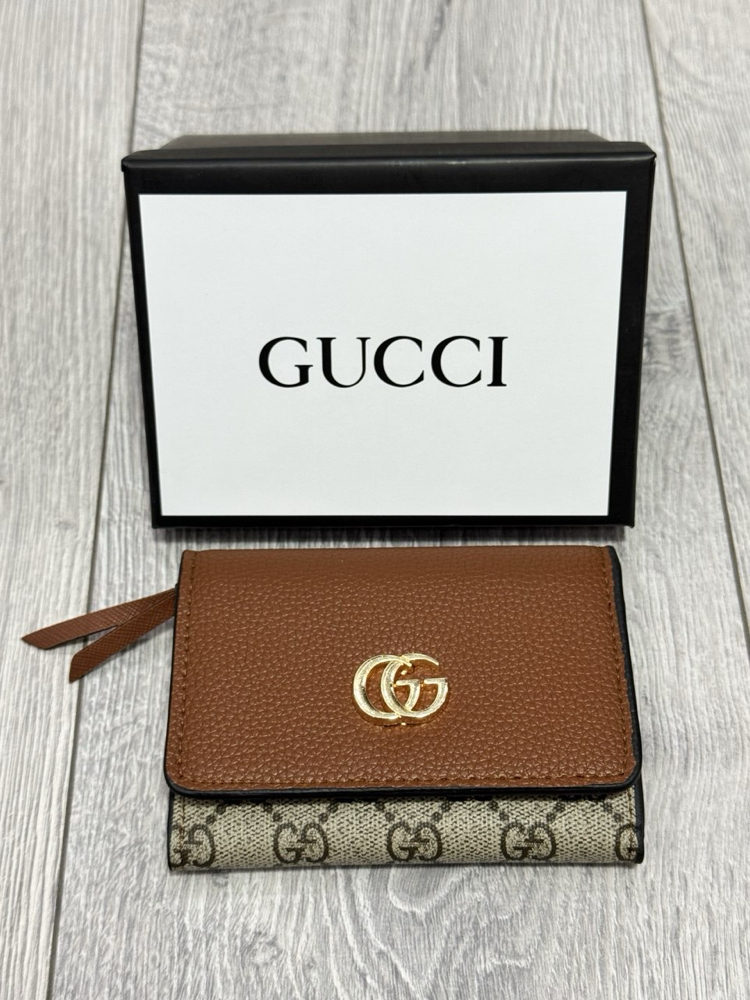 Gucci cüzdan