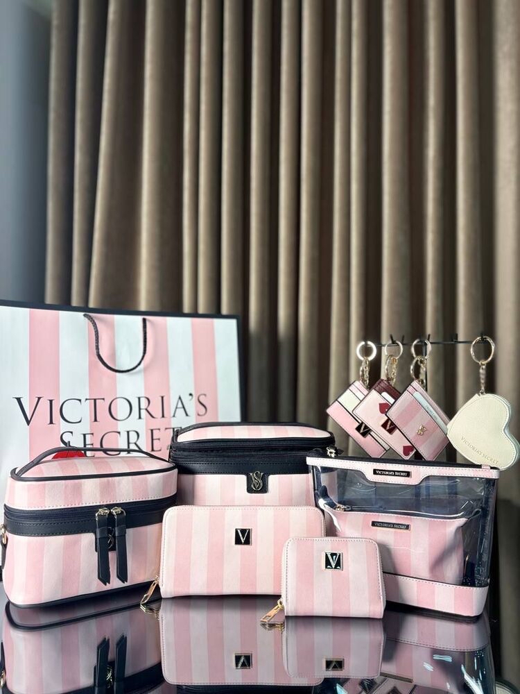 VICTORIA’S SECRET makyaj çantası