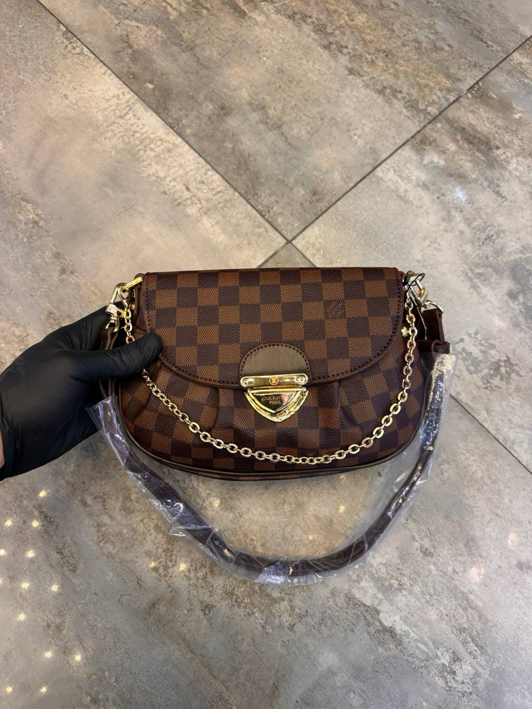 Lv 