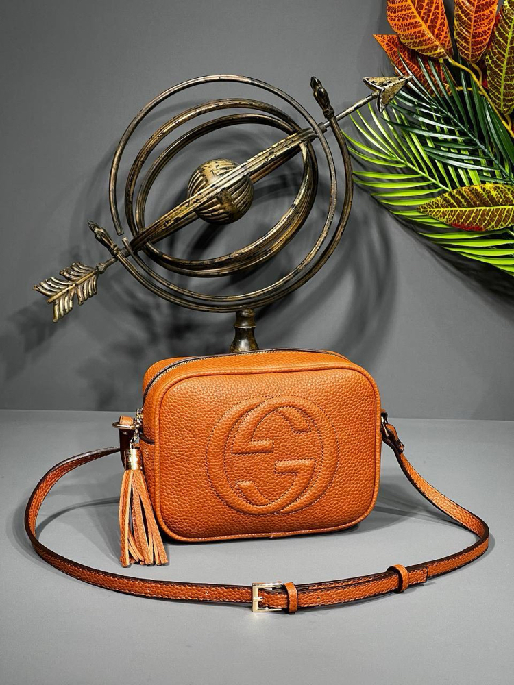Gucci interlocking