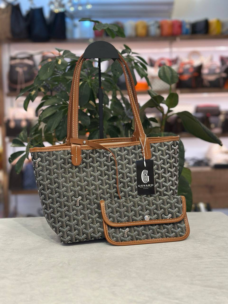 Goyard orta boy