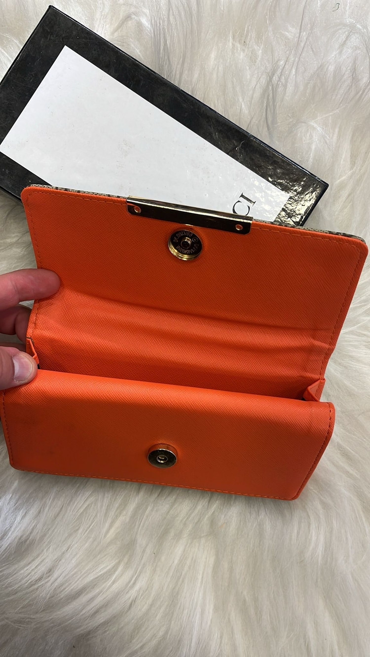 Gucci cüzdan