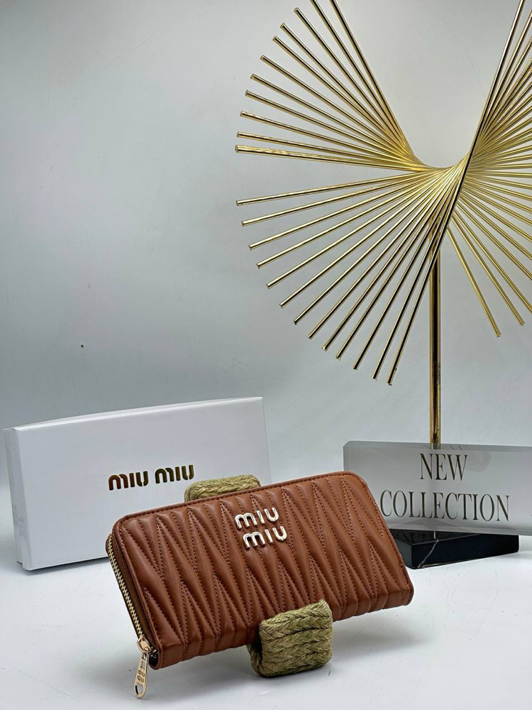 Miu miu cüzdan