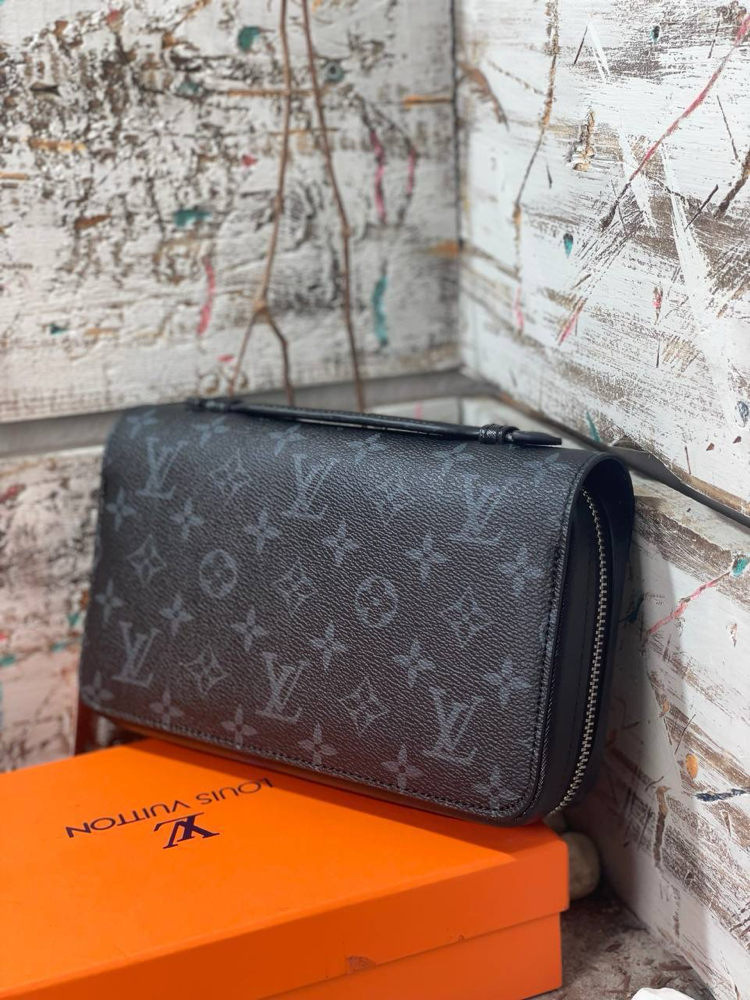 Lv men bag