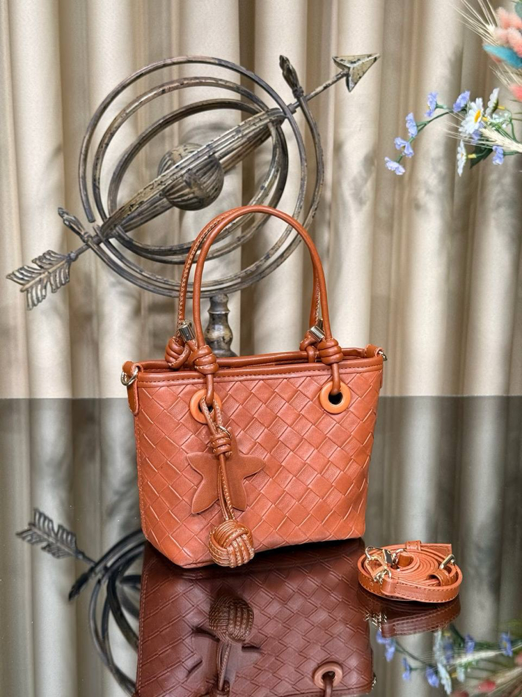 Bottega 