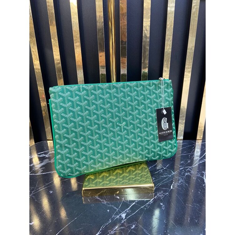 Goyard Clutch
