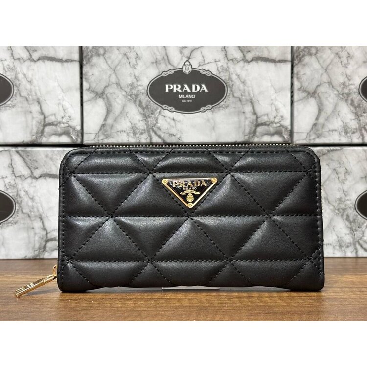 Prada cüzdan