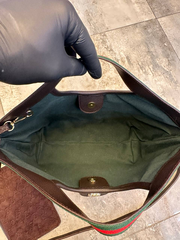 Gucci süet