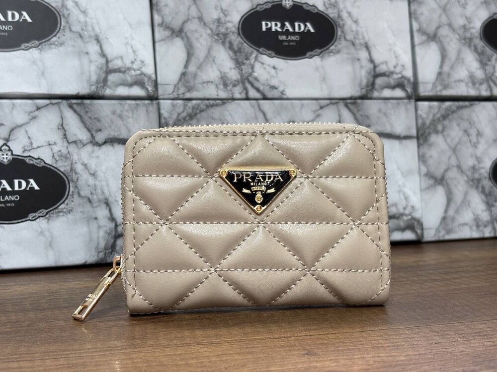 Prada cüzdan 
