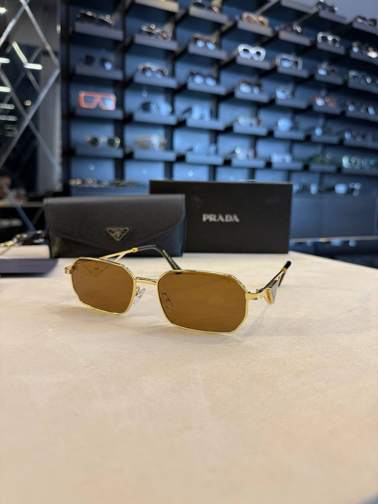 Prada gözlük
