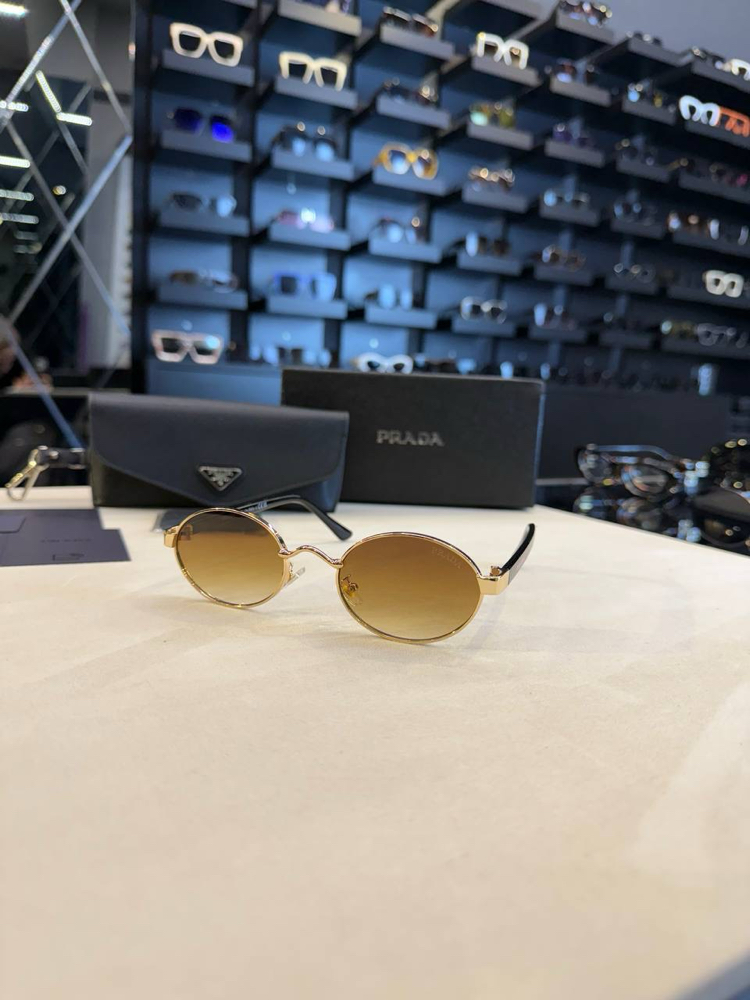 Prada gözlük