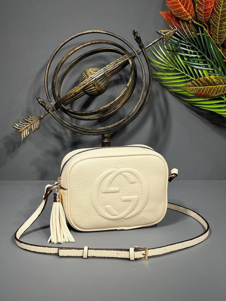 Gucci interlocking