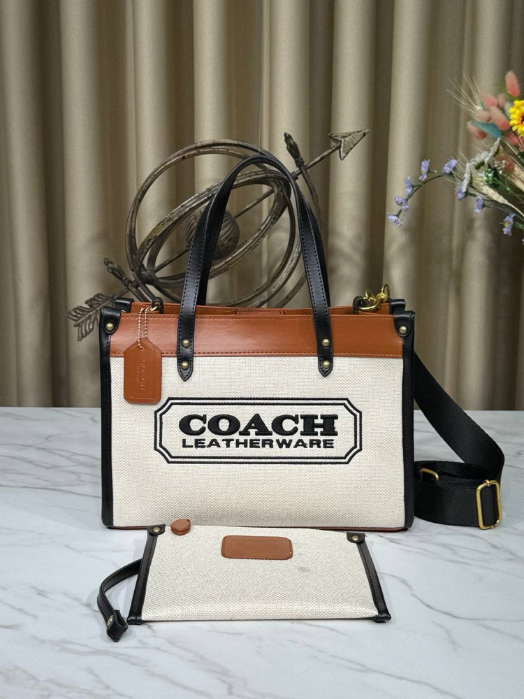 Coach