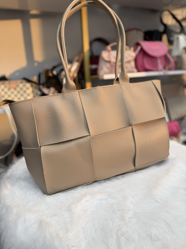R&Y outlet
