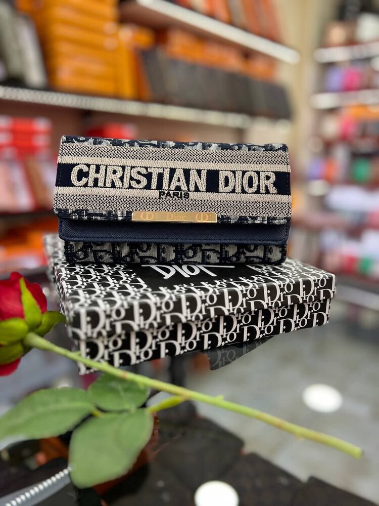 Dior cüzdan