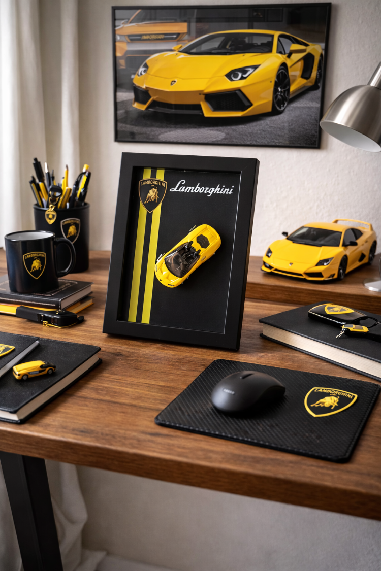 Lamborghini Temalı Ahşap Çerçeve Dekor – Masa & Ofis Aksesuarı