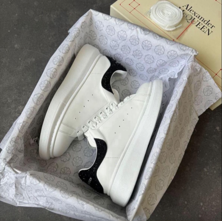 Alexander McQueen “Rocky”