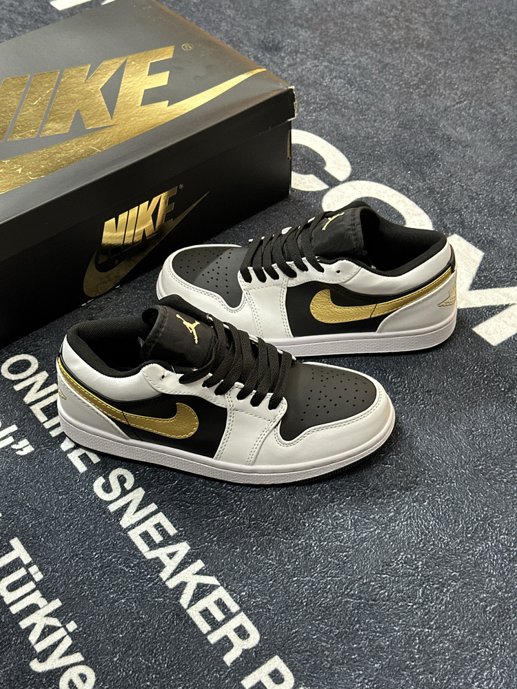 Nike Air Jordan 1 Low SE “Black Gold”