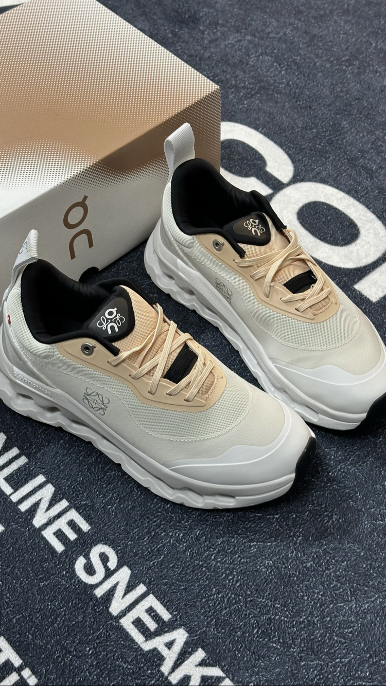 On Running X Loewe “Cream White”