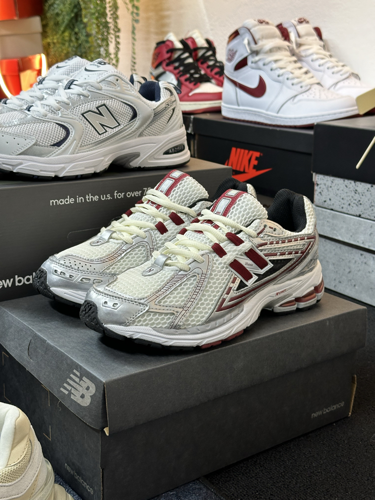 NB 1906a “Burgundy White”