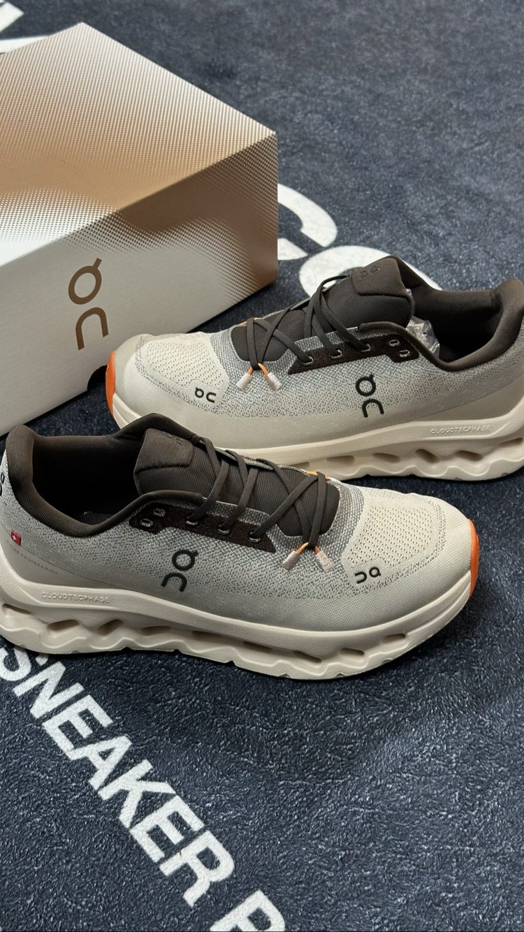 On Running Cloudtilt “Brown Orange”