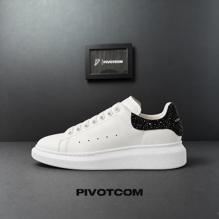 Alexander McQueen “Rocky”