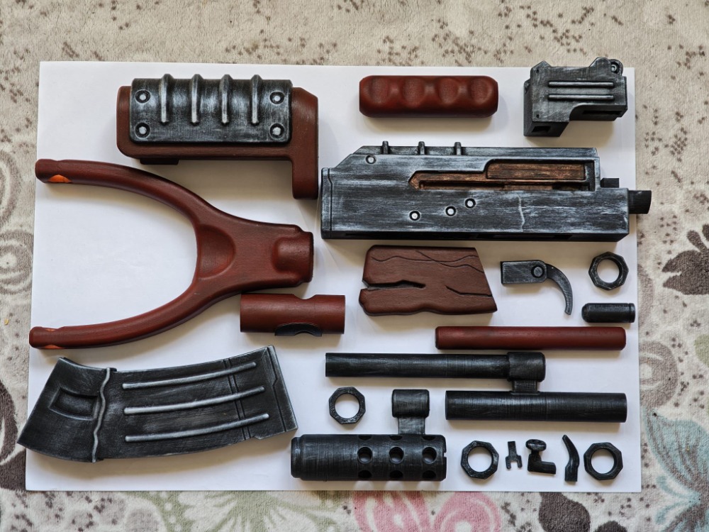 Rust AK-47 - Gerçek Silah Boyutunda