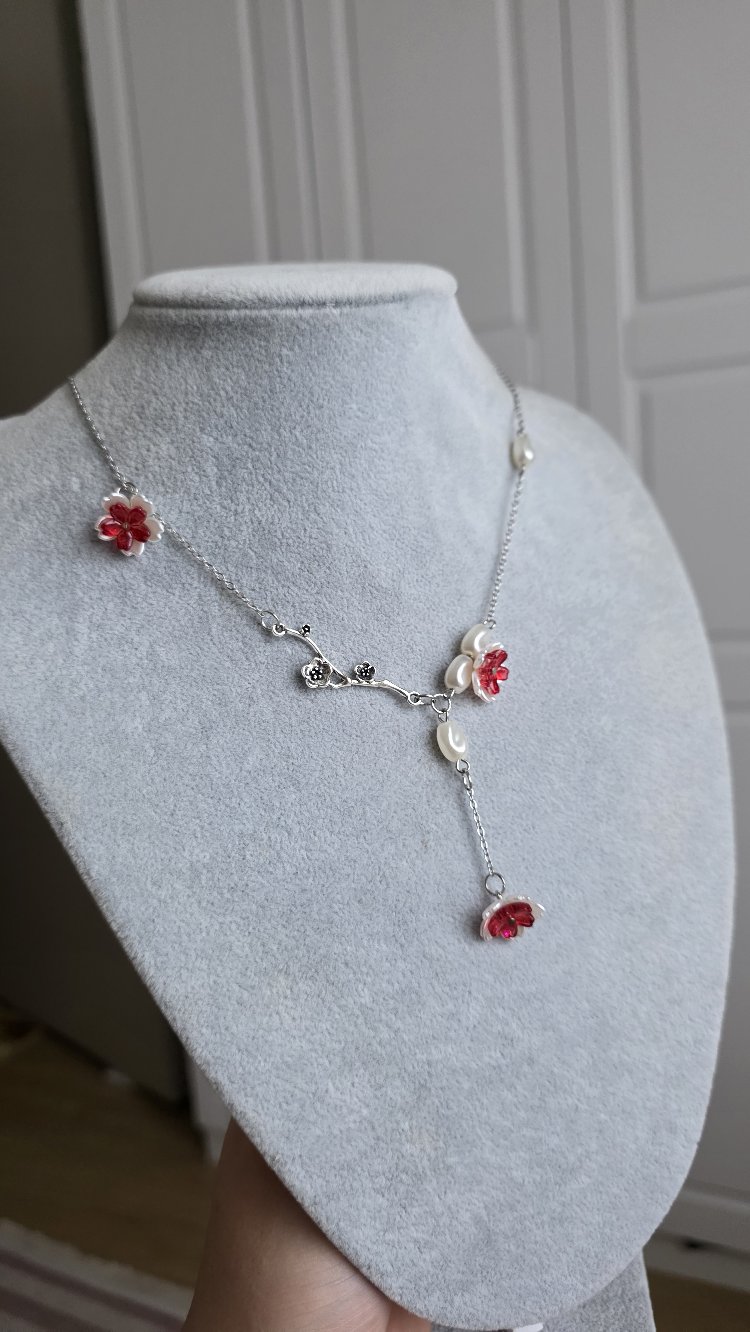 Kırmızı Sakura