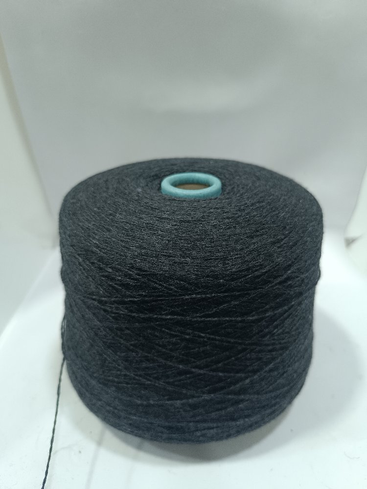 İtalya Üretimi %50 Merino-%45 Polyamid-%5 Kaşmir İçerikli El Örgü İpi 300gr