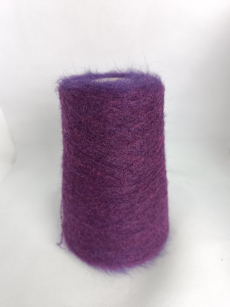 Lineapıu Visone serisi %38Moher,%38Merino%19Polyamid, %5Elastan İçerikli İthal Moher İp 200gr
