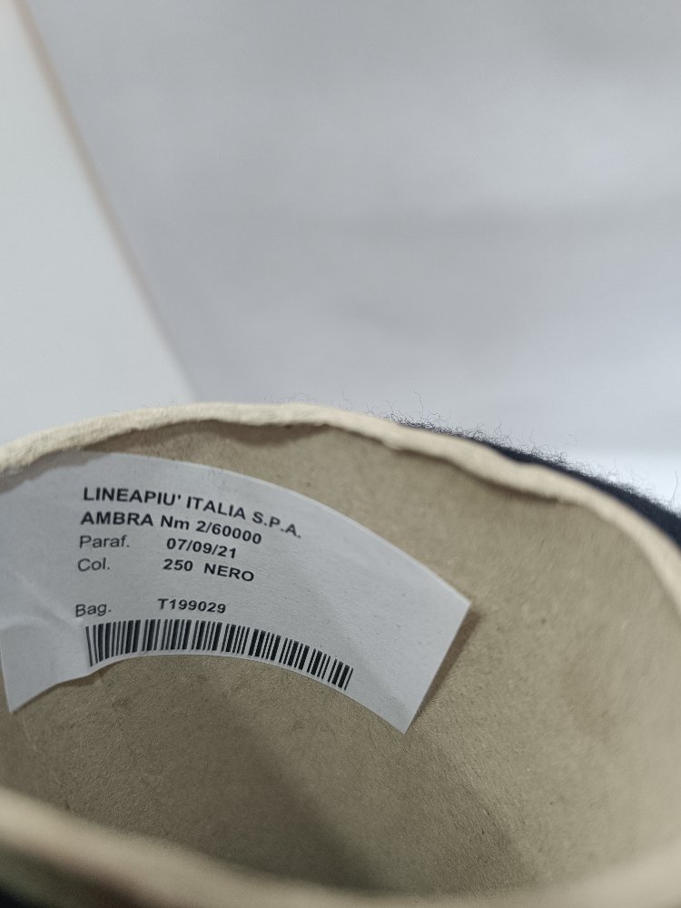 İtalya Üretimi %87 Merino %13 Polyamid İçerikli El Örgü İpi 300gr