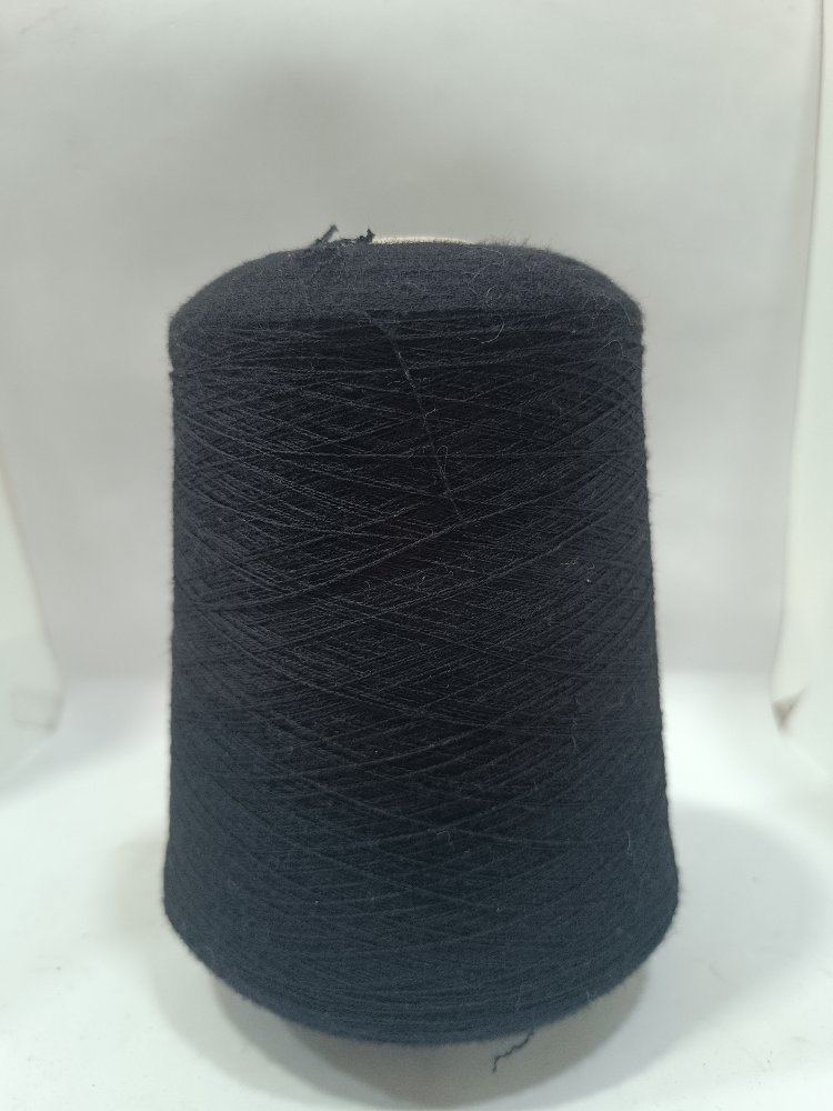 İtalya Üretimi %87 Merino %13 Polyamid İçerikli El Örgü İpi 300gr