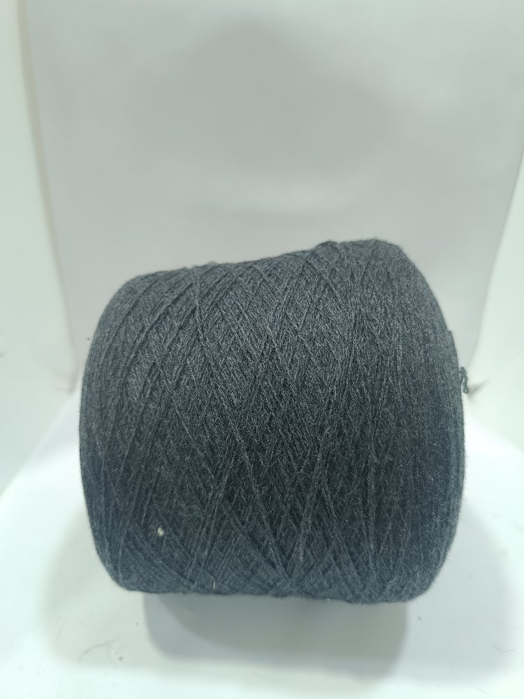 İtalya Üretimi %50 Merino-%45 Polyamid-%5 Kaşmir İçerikli El Örgü İpi 300gr