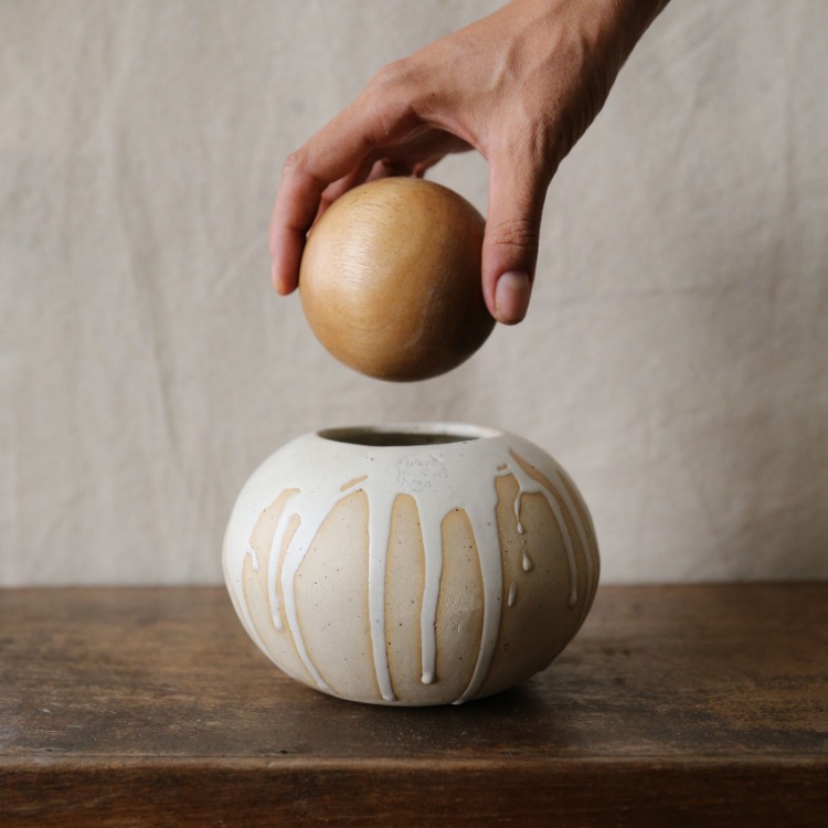 Ahşap Kapaklı Stoneware Seramik Kavanoz