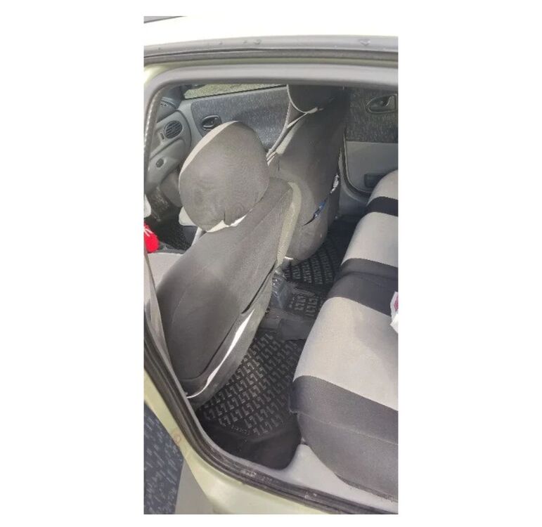 Renault Megane 1 1995-2002 3D Havuzlu Paspas