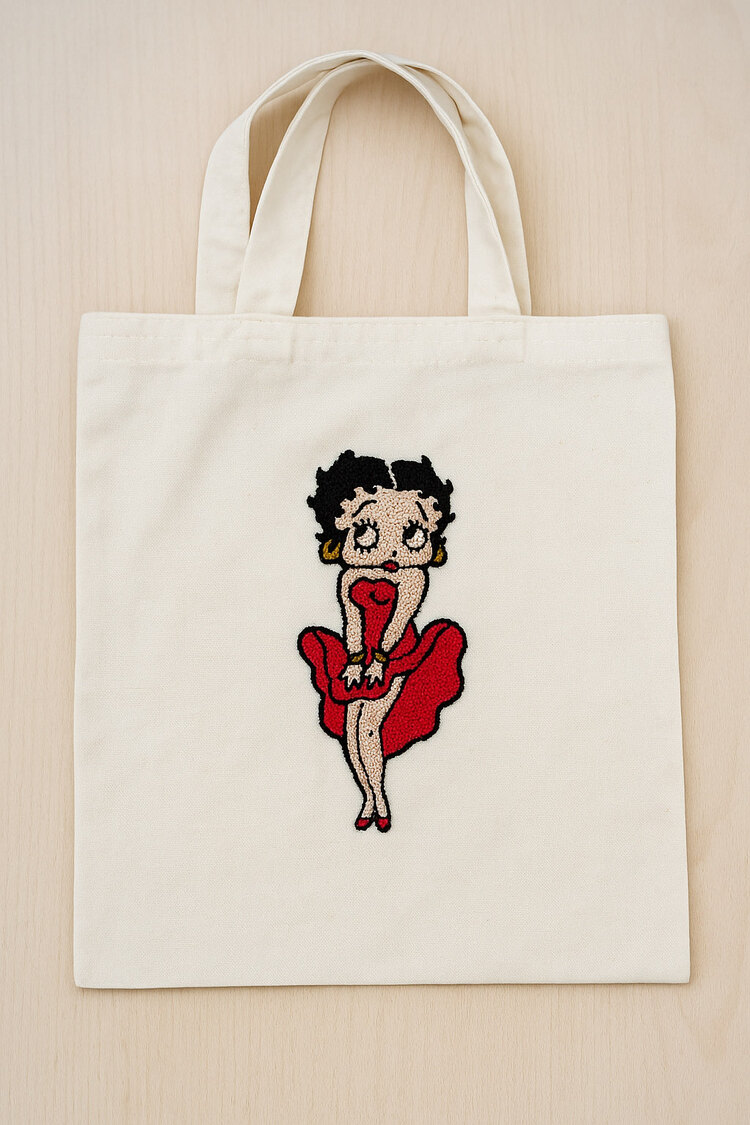Betty Boop Bez Canta