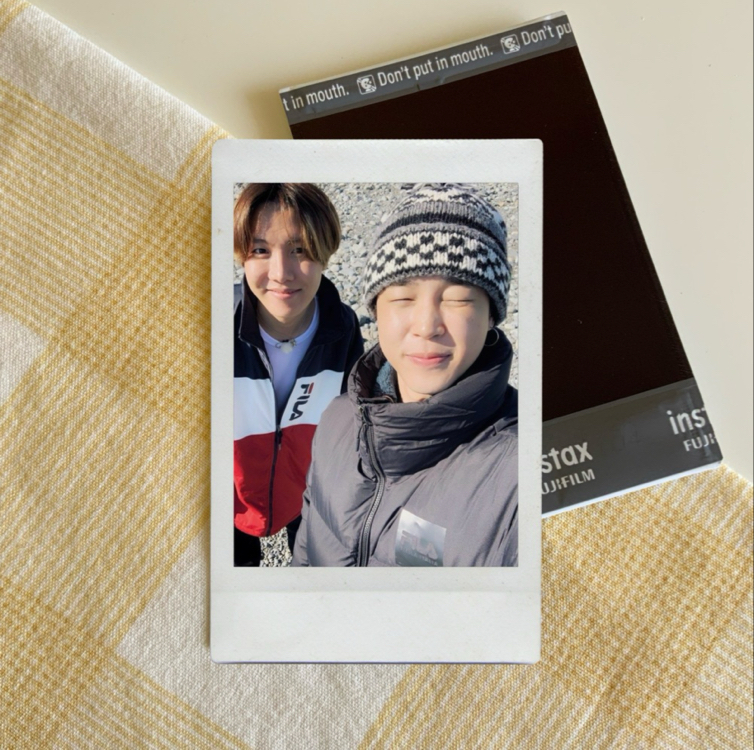 bts hopemin duo polaroid