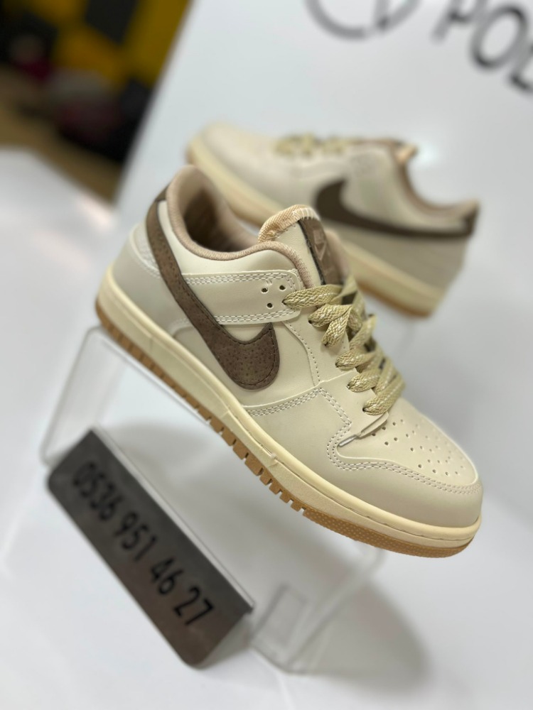 NİKE DUNK KREM (İTHAL ÜRÜN )