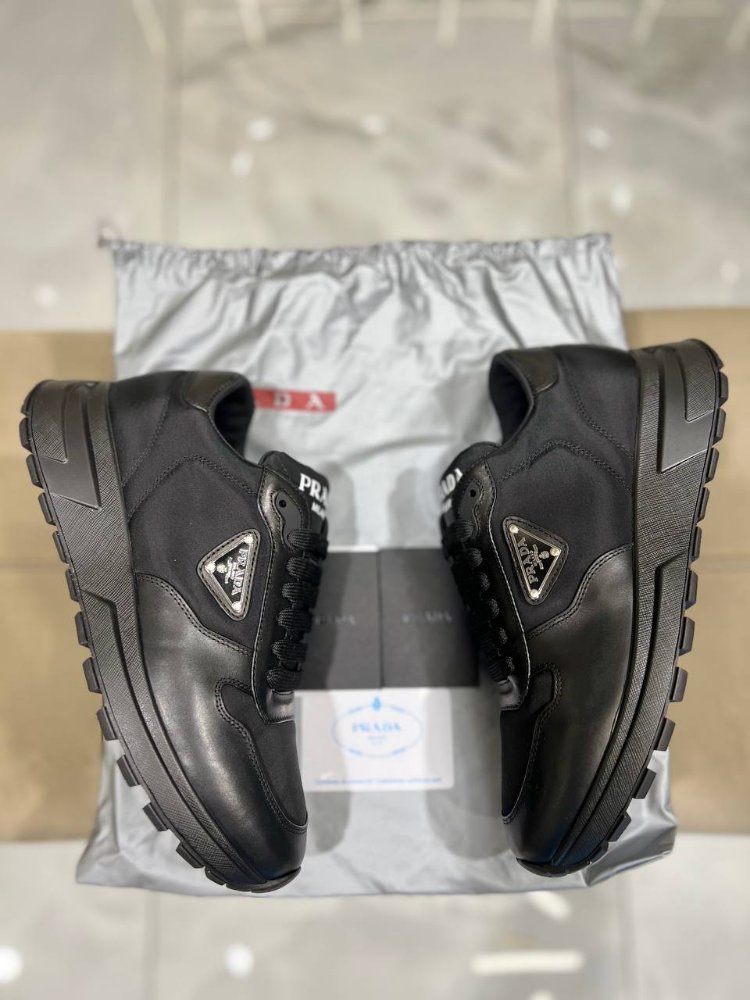 Prada Ayakkabı