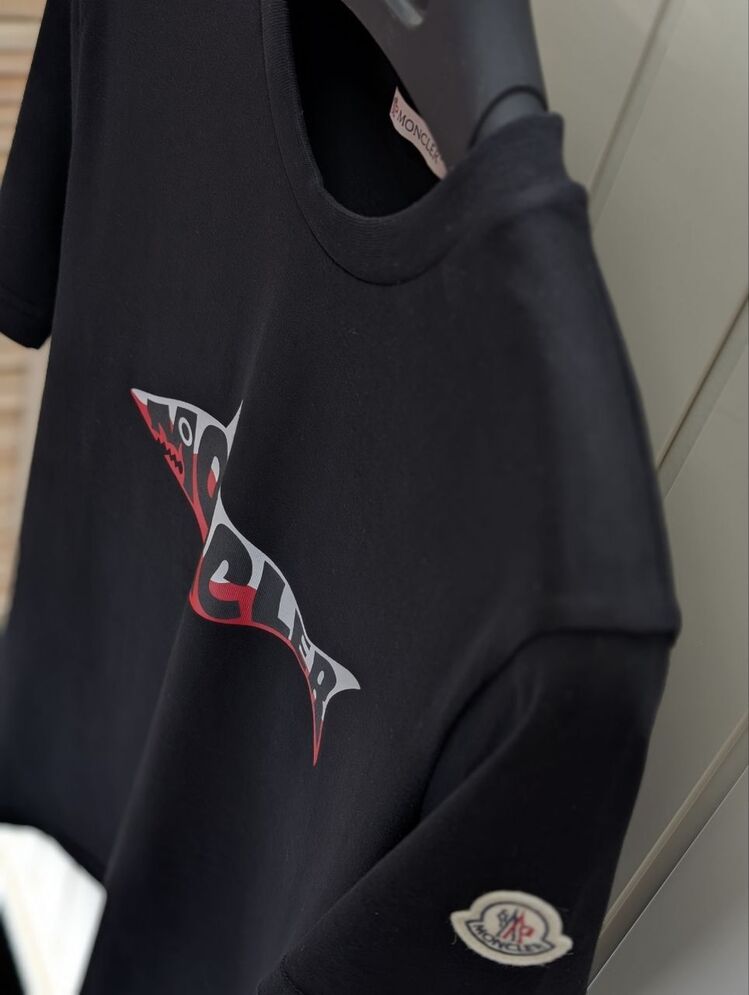 Moncler Tshirt