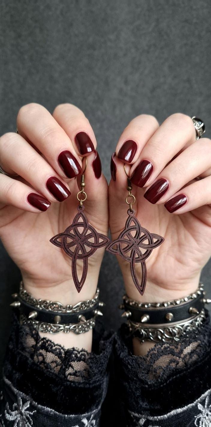 Gotik Geometrik Küpe | Keskin Hatlı Modern El Yapımı Tasarım