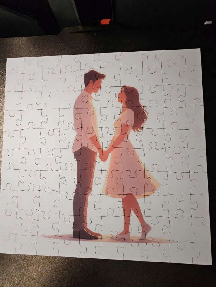 Kişiye Özel Fotoğraflı 100 Parçalık Puzzle - Çerçeveli