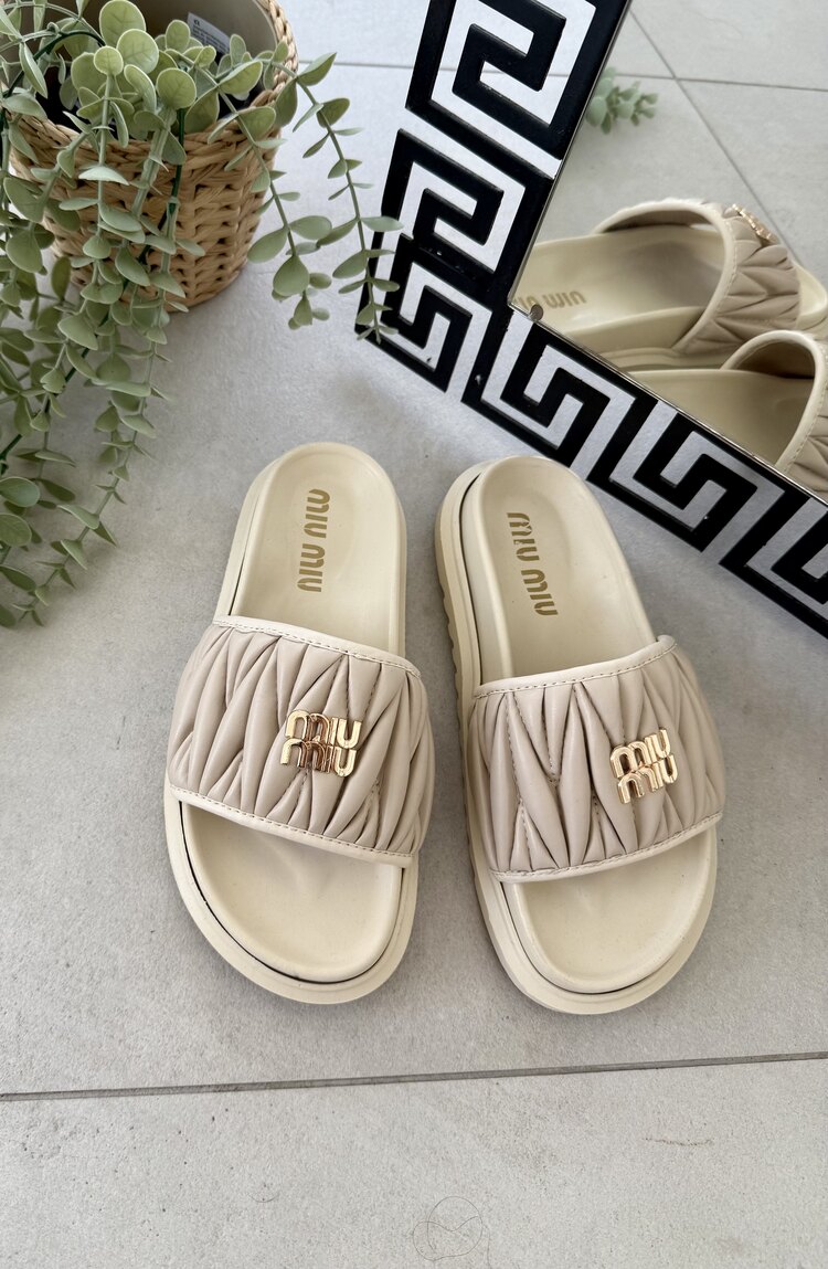 Miu miu slippers