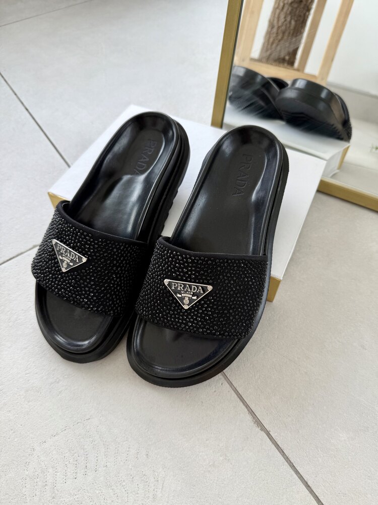 Prada Diamond