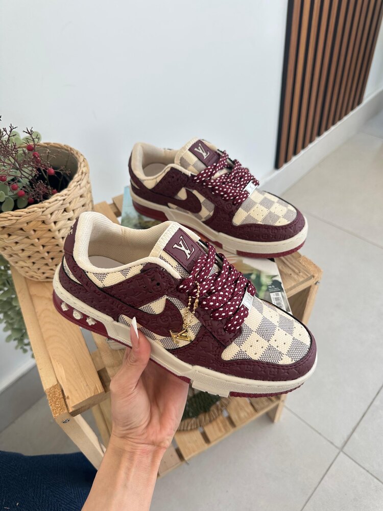 Dunk Lv Premium