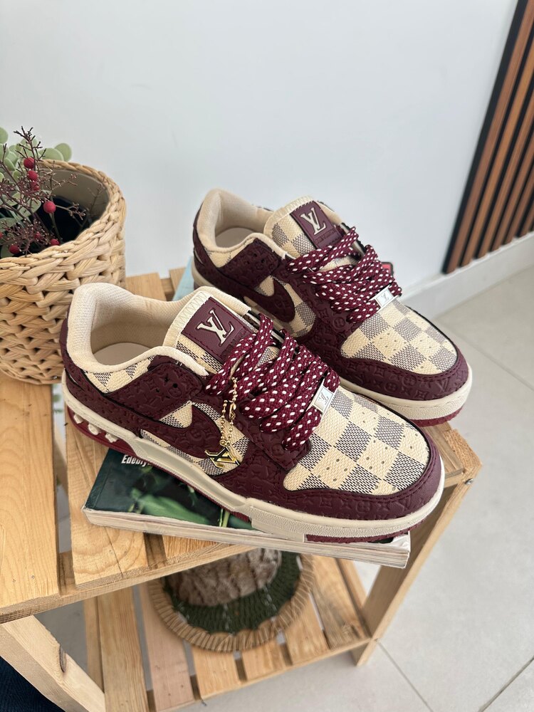 Dunk Lv Premium