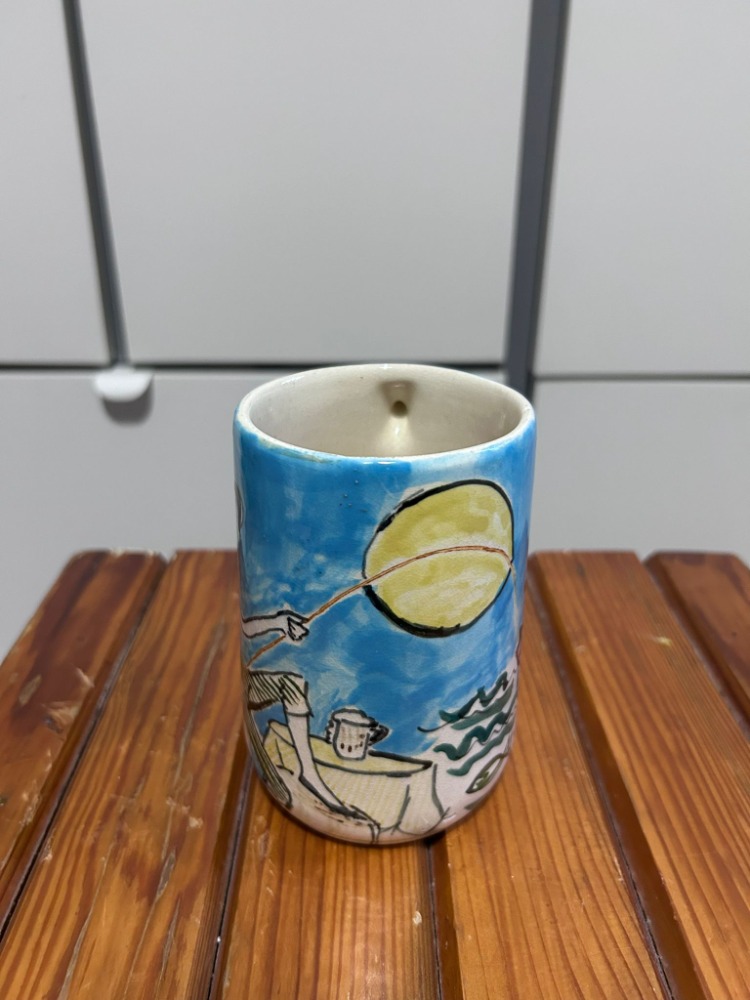 El Boyama Sanatçı Yapımı Seramik Kupa – Modern Çizim – Tek Parça – Vintage
