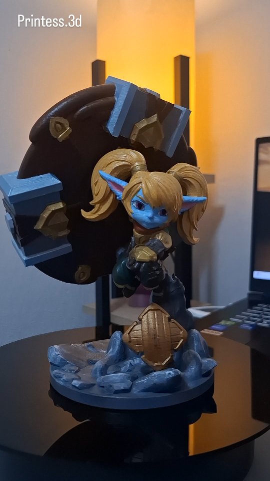 League of Legends - Poppy