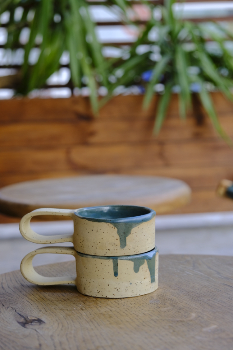 Benekli stoneware mug