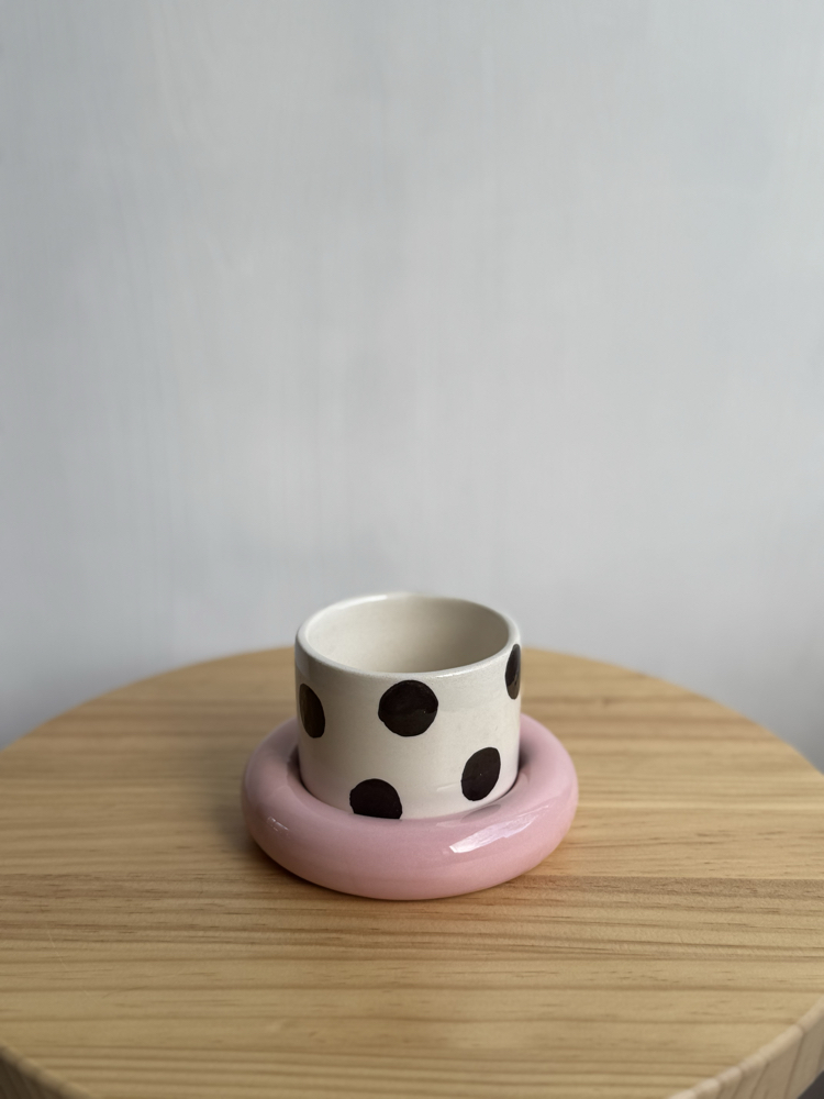 Pembe kahve puantiye